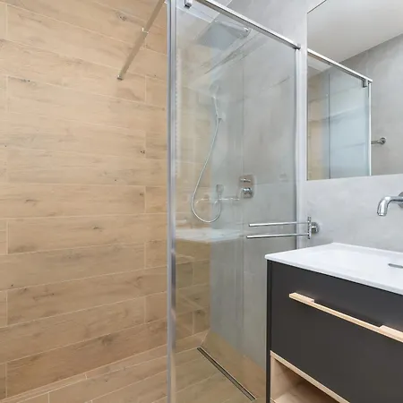 Apartman Stylowe Z Parkingiem I Balkonem W Kolobrzegu By Renters *