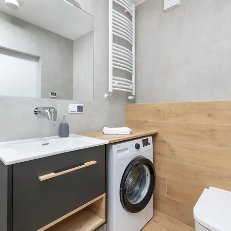 Stylowe Z Parkingiem I Balkonem W Kolobrzegu By Renters