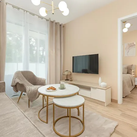 Stylowe Z Parkingiem I Balkonem W Kolobrzegu By Renters Apartman Kołobrzeg