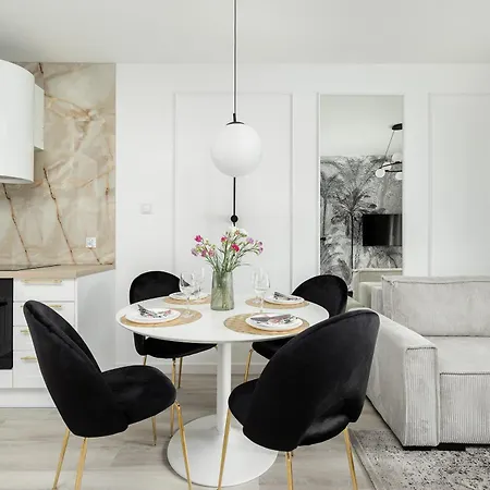 Stylowe Z Parkingiem I Balkonem W Kołobrzegu By Renters