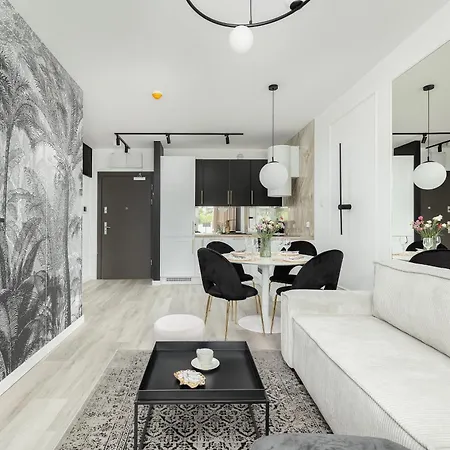 Stylowe Z Parkingiem I Balkonem W Kolobrzegu By Renters Kołobrzeg